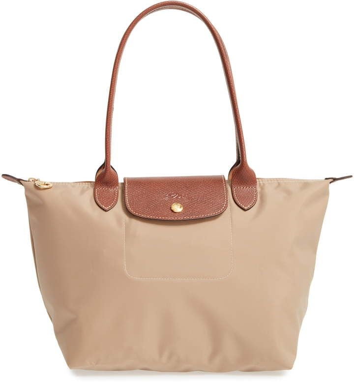 Longchamp Le Pilage size M